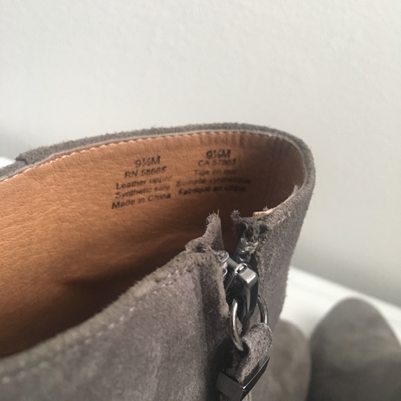 Halogen | 'Selbi' Booties - Picture 6 of 7